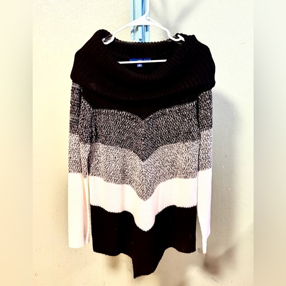 Elle Sweaters - Elle Black and White Cowl Neck Sweater